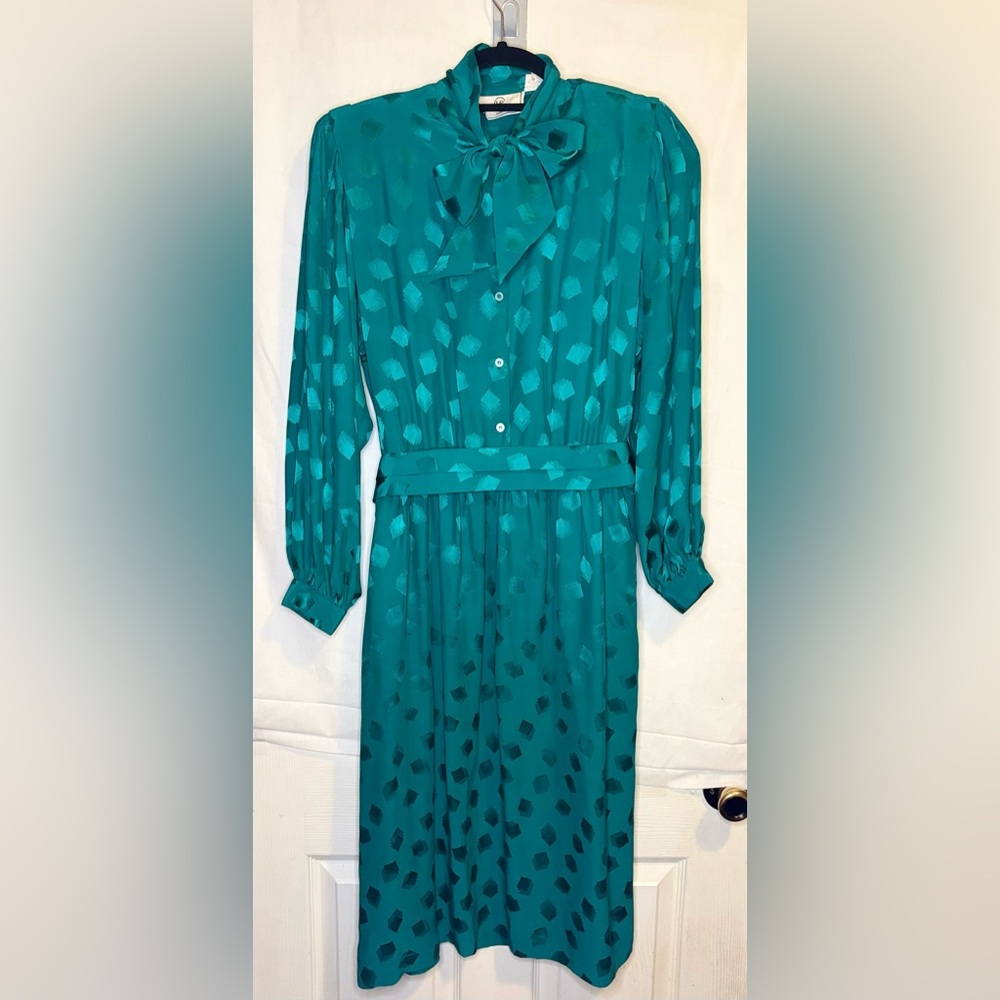 Vintage “HR Milan Paris New York” Dress 80’s, Silk!